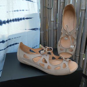 Gentle Souls by Kenneth Cole